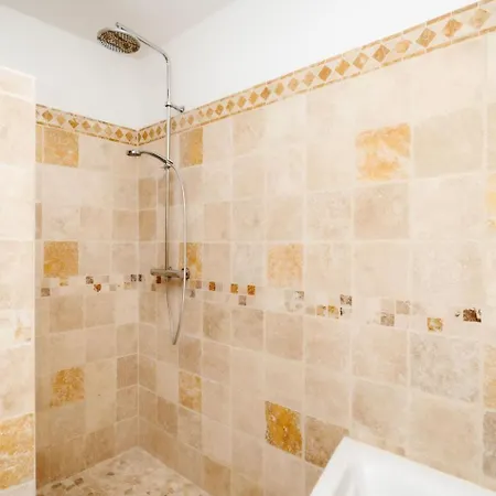 Dom wakacyjny Flucht In Domaene Givaudan By Interhome Cavillargues