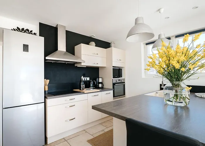 Flucht In Domaene Givaudan By Interhome Hébergement de vacances Cavillargues